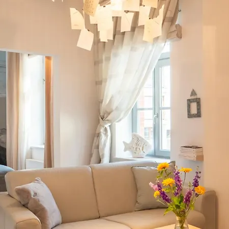 Morska 2 Surfingbird Daire *